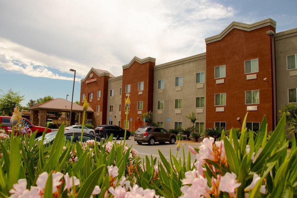 Comfort Suites Marysville-Yuba City Bagian luar foto