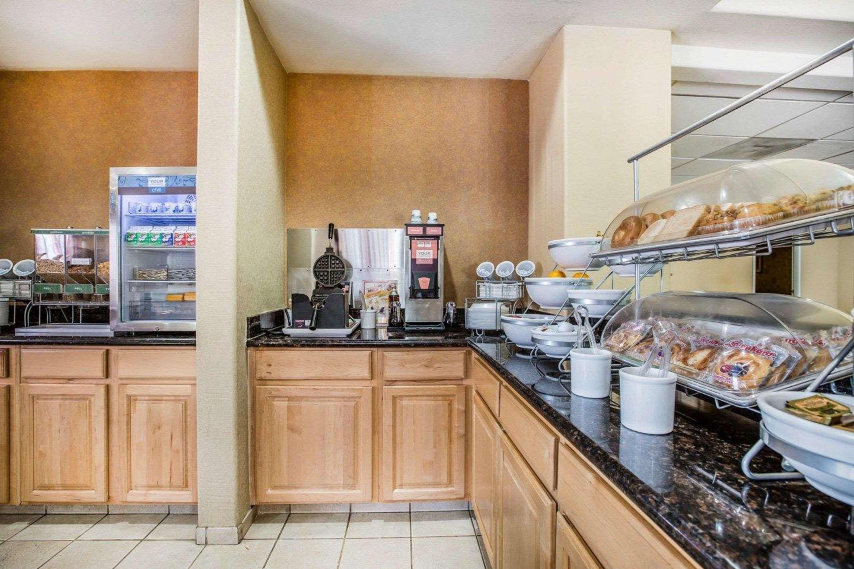 Comfort Suites Marysville-Yuba City Bagian luar foto